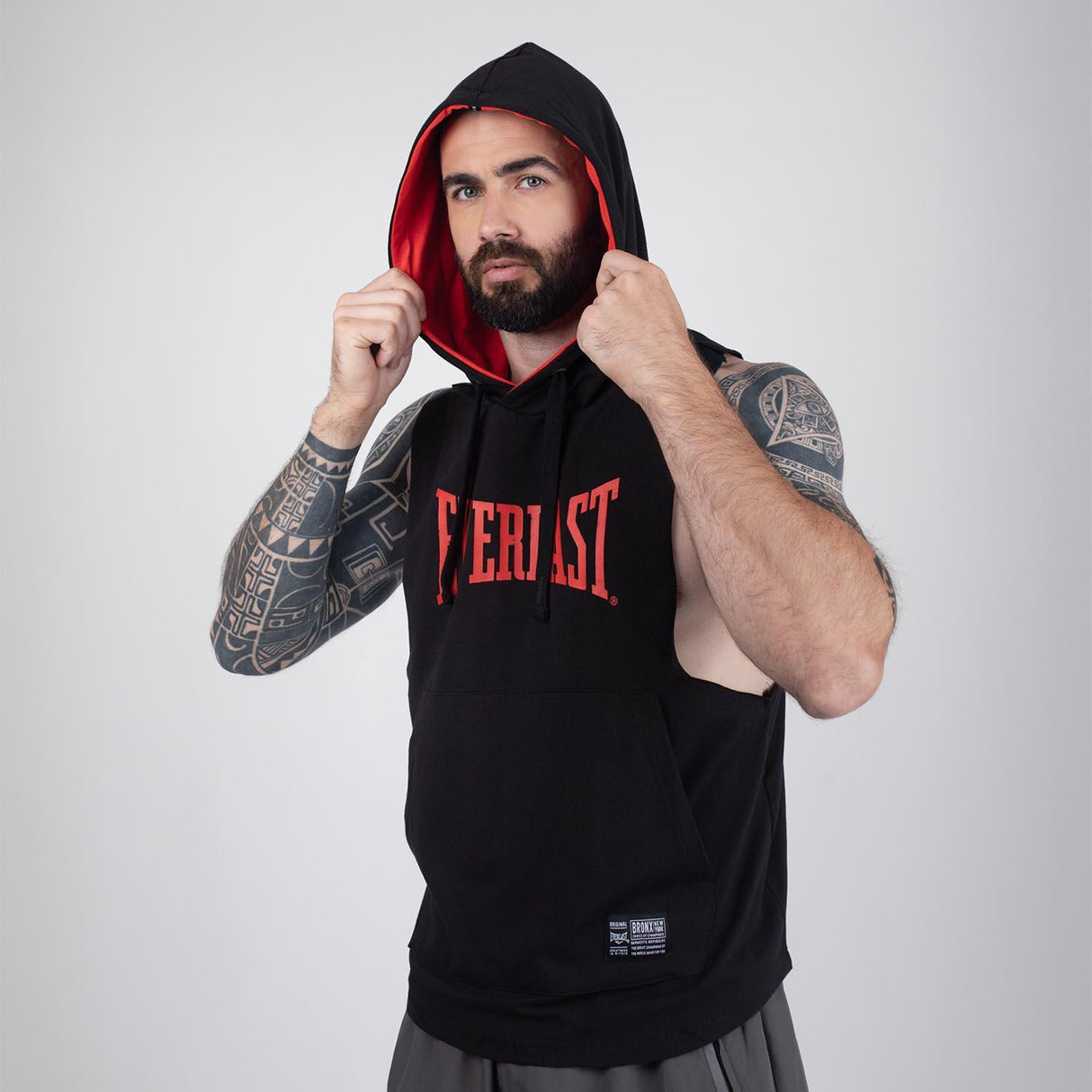 Polera Hood Round Everlast