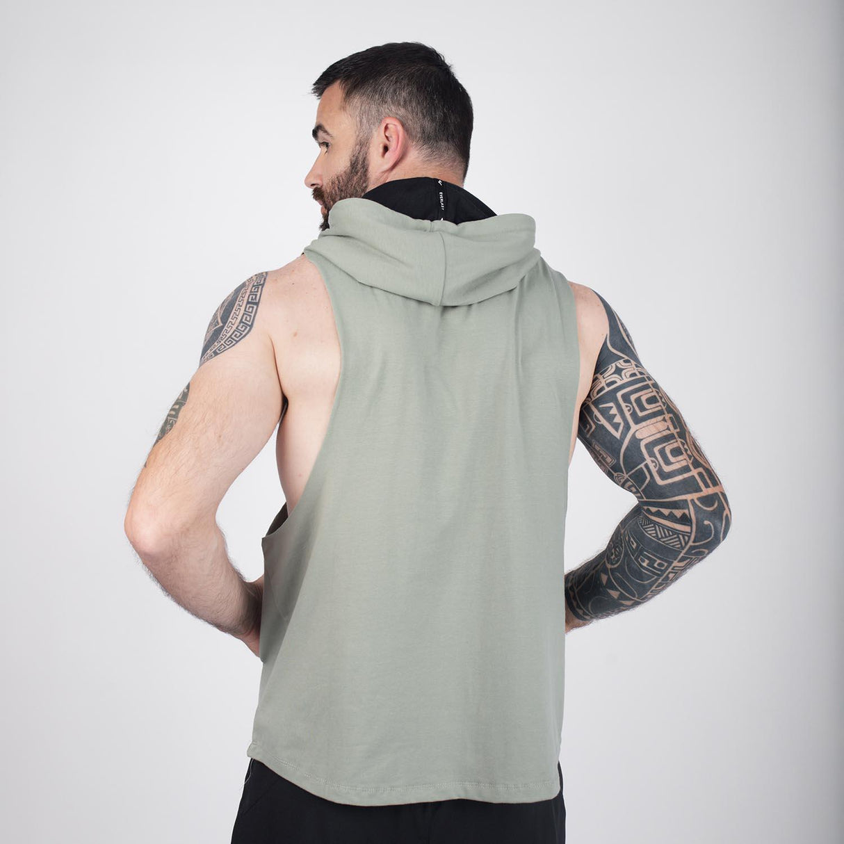 Polera Hood Round Everlast