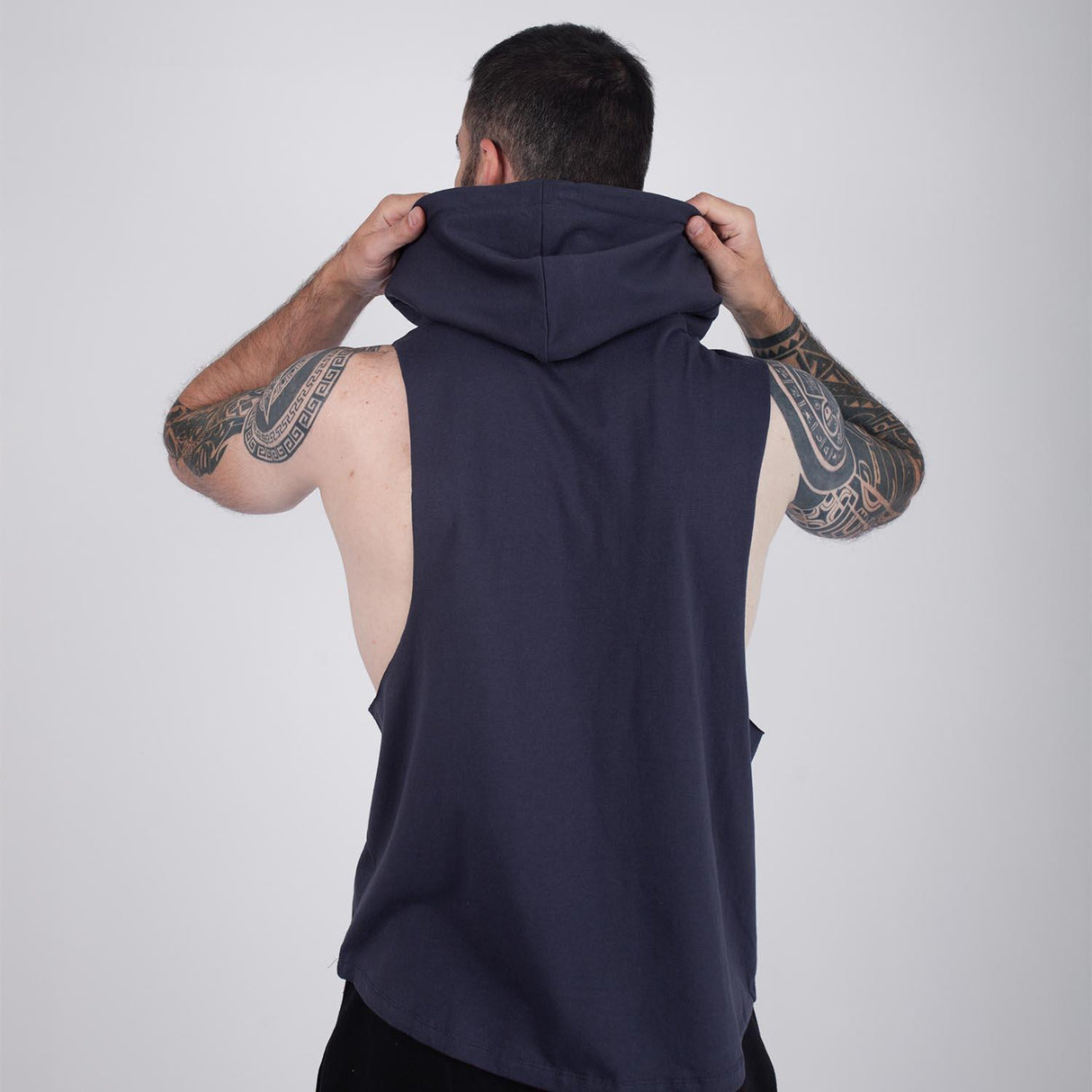 Polera Hood Round Everlast